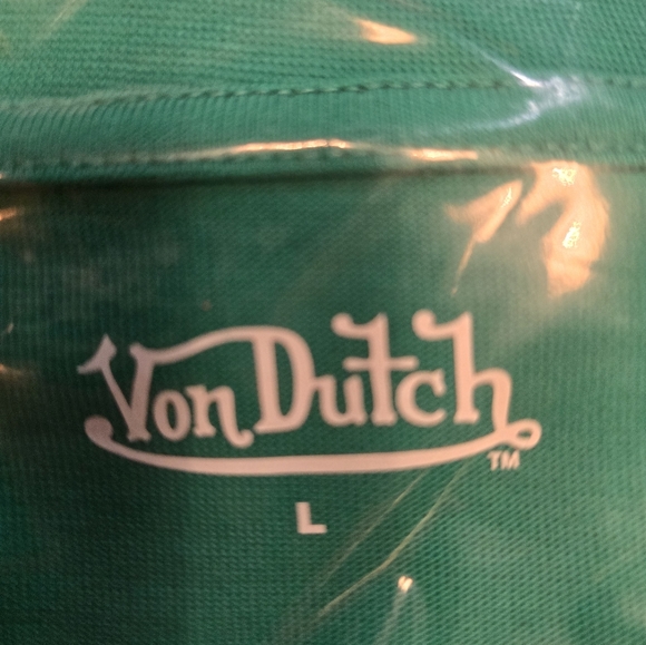 NWT Von Dutch tshirt sz L MSRP $89 💚 - Picture 3 of 6